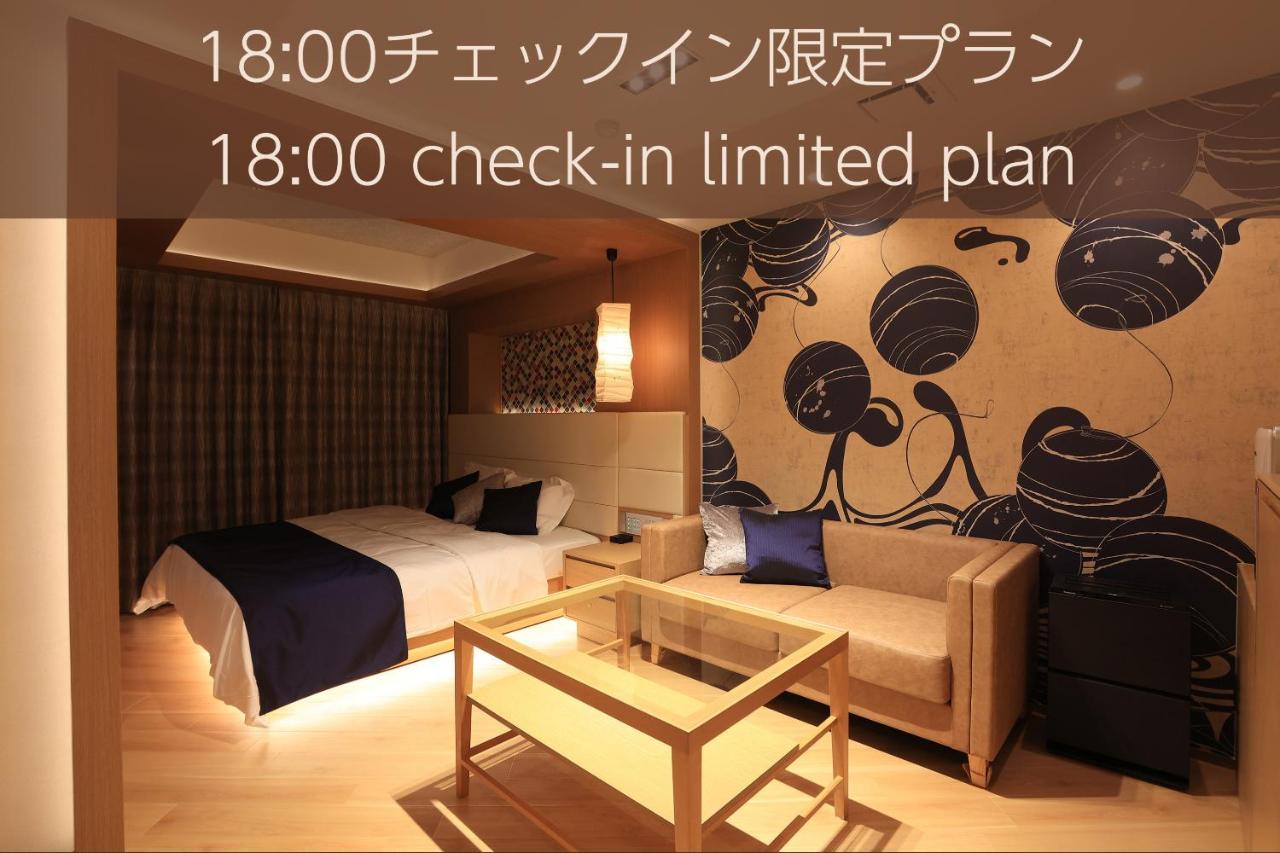 時のホテル Hotel *